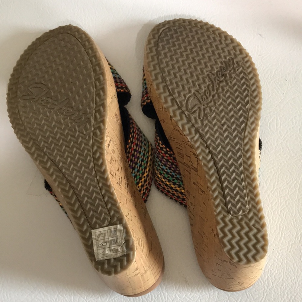 Skechers Luxe Foam Women's Multicolor Wedge Sandals. Excellent Condition. Size 9 - Picture 7 of 9